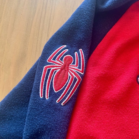 Boys Spiderman Red and Navy Kids Hoodie size 7 - Picture 5 of 11